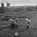 08.childern with power plant