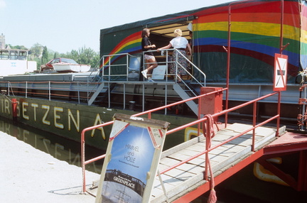 GP0STOPRQ Medium res