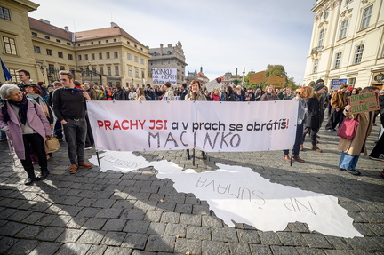 2025 10 19 MZP Macinka Hradcanske nam 2400px ZWL-0791