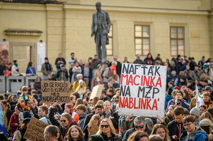 2025 10 19 MZP Macinka Hradcanske nam 2400px ZWL-0806