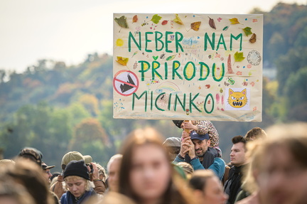 2025 10 19 MZP Macinka Hradcanske nam 2400px ZWL-0889