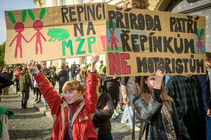 2025 10 19 MZP Macinka Hradcanske nam 2400px ZWL-0931