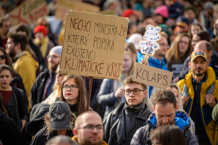 2025 10 19 MZP Macinka Hradcanske nam 2400px ZWL-0838